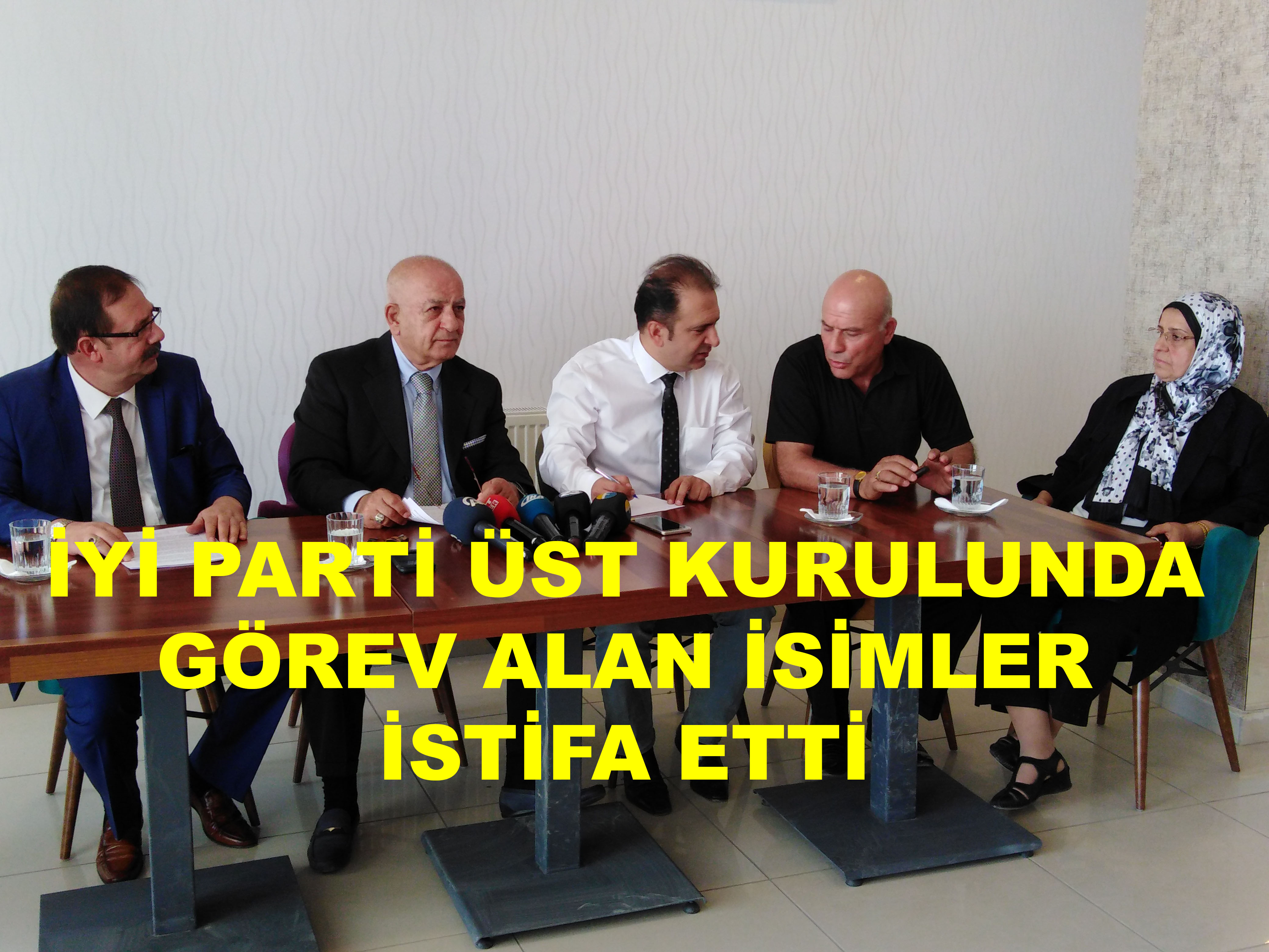İYİ PARTİ'DEN İSTİFALARA ELAZIĞ'DA KATILDI