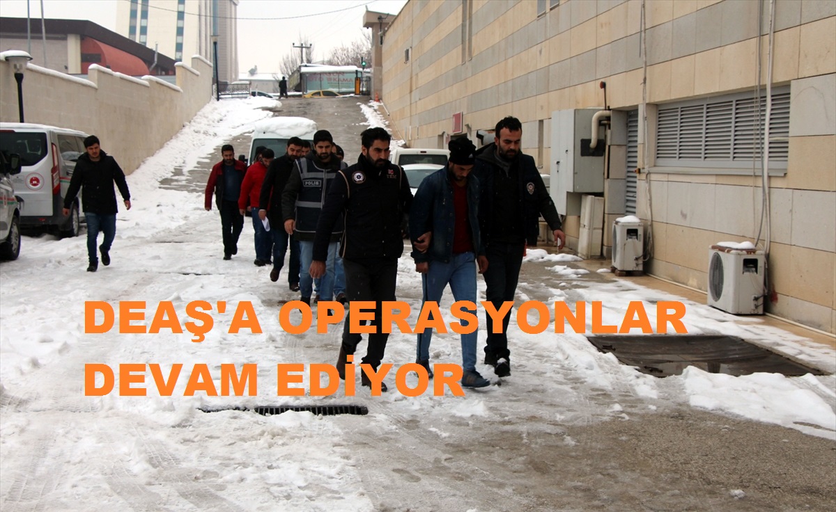 DEAŞ OPERASYONUNDA 4 ŞÜPHELİ SINIR DIŞI EDİLDİ