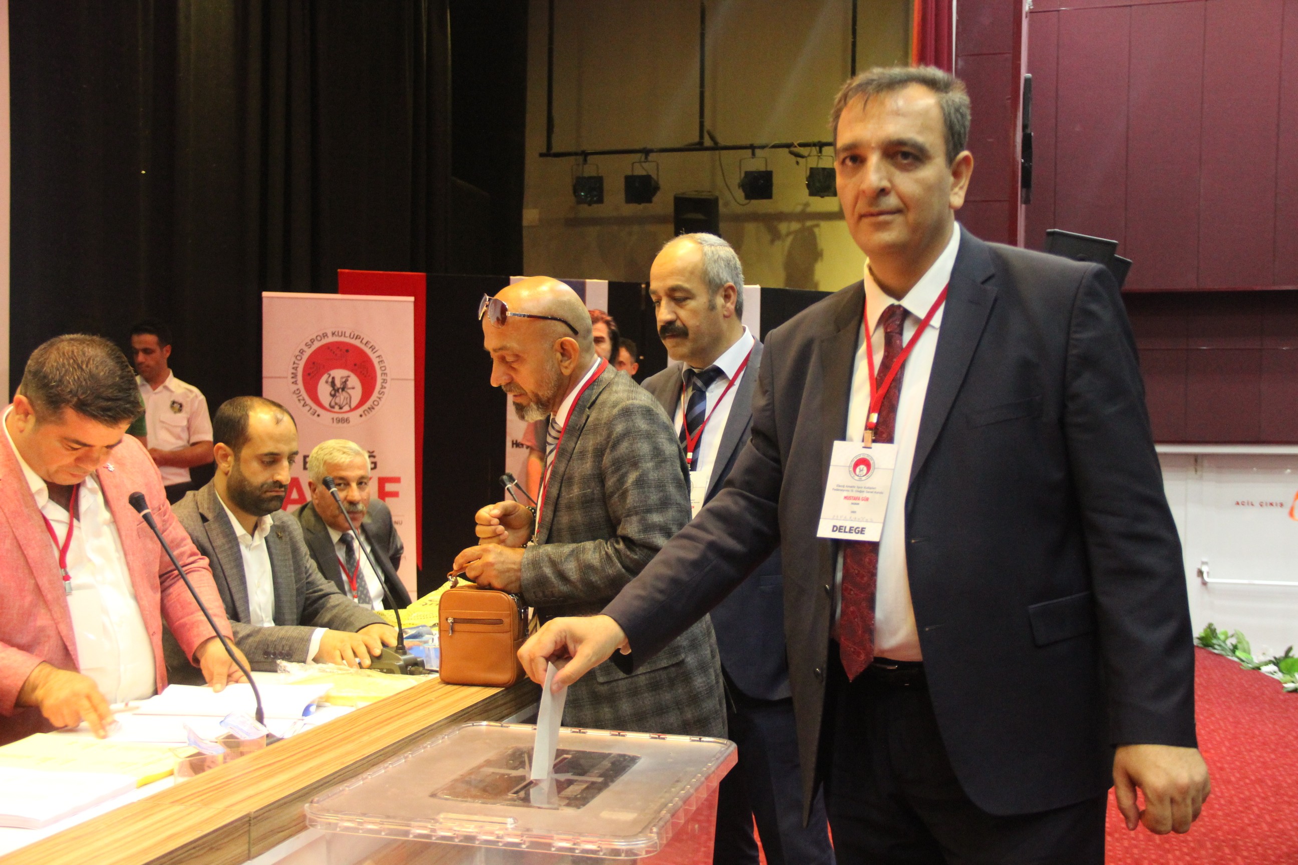 ASFK BAŞKANI GÜR OLDU