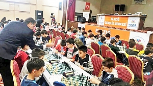 ELAZIĞ'DA KÜÇÜKLER VE YILDIZLAR SATRANÇ TURNUVASI