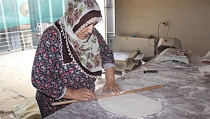  3 ÇOCUK ANNESİ YÖRESEL EKMEK ÜRETİMİYLE, 5 KİŞİYE İSTİHDAM SAĞLADI