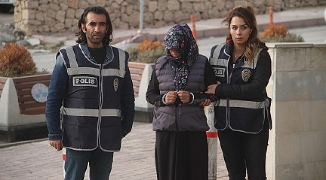 3 EVİ SOYDU, HIRSIZLIKTAN ARANDIĞI ORTAYA ÇIKTI