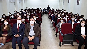 650 ÖĞRENCİ MASKE TAKARAK 'LÖSEMİ'YE DİKKAT ÇEKTİ