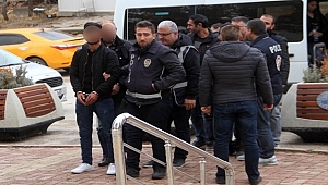  ELAZIĞ'DA SOSYAL MEDYADA TERÖR PROPAGANDASI OPERASYONU: 6 GÖZALTI