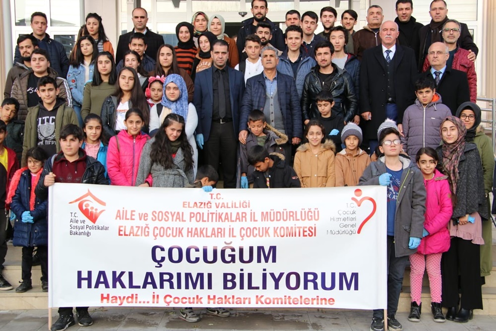 ÖĞRENCİLER, ÇEVRE TEMİZLİĞİ YAPTI