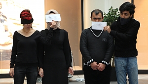 ENGELLİ ÜNLÜ İSİMLERİ CANLANDIRIP, FARKINDALIK OLUŞTURDULAR