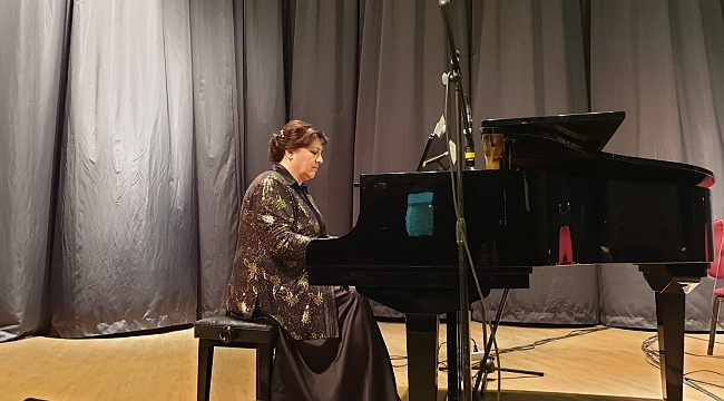 FIRAT ÜNİVERSİTESİ'NDE PİYANO RESİTALİ