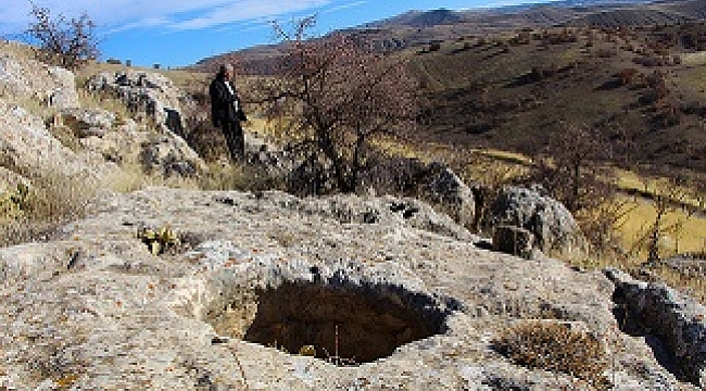KEBAN'DA SARNIÇ VE MAĞARALAR DİKKAT ÇEKİYOR