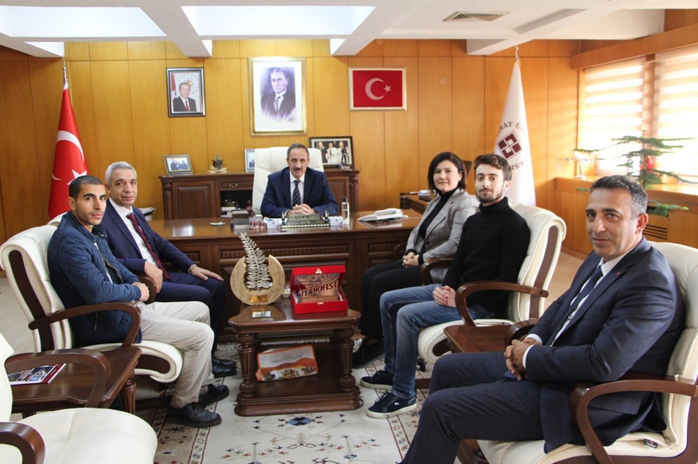 PROJELERİ İLE BİRİNCİ OLAN ÖĞRENCİLER ÖDÜLLENDİRİLDİ