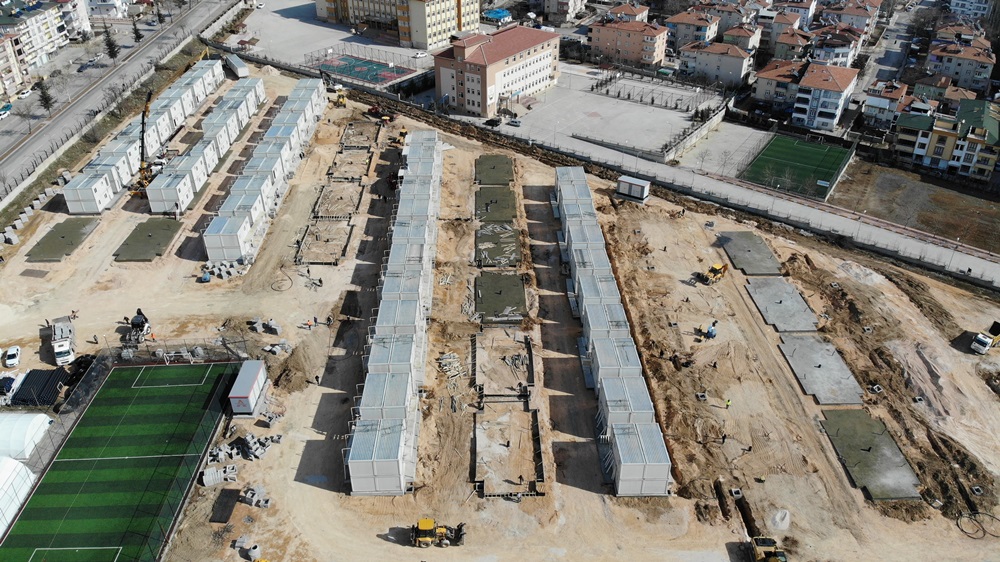 ÇİFT KATLI KONTEYNER KENT 5 GÜN SONRA BİTECEK, 456 DEPREMZEDE AİLE YERLEŞECEK