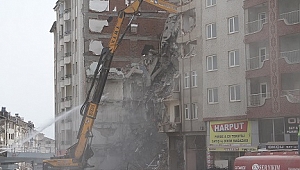 BUGÜNE KADAR 1400 YAPI YIKILDI