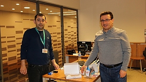 ESNAFTAN SAĞLIK ÇALIŞANLARINA TATLI İKRAMI