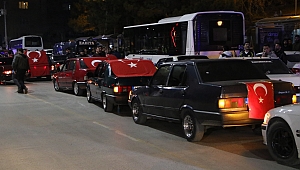 MEHMETÇİĞE DESTEK İÇİN 100 ARAÇLIK KONVOY