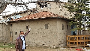 Kerpiç konakta 90 yıllık tahıl ambarları ortaya çıktı