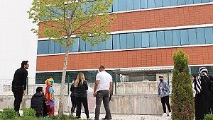 Lösemi Hastası Çocuklar 23 Nisanı kutladı