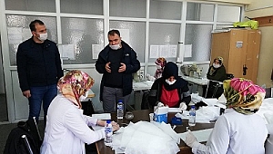 Palu İlçesinde de maske üretimi başladı
