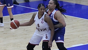 Amerikalı pivot Kia Vaughn, eski takımına geri döndü.