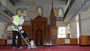 Camilerde dezenfekte başladı.