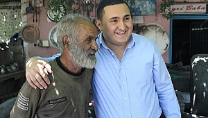 CHP Genel Başkanı Kılıçdaroğlu ve Milletvekili Erol Feyzi baba ile bayramlaştı