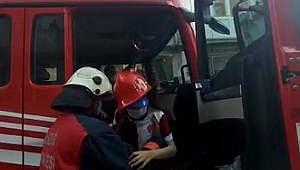 İtfaiye Aracı ile şehir turu attı 