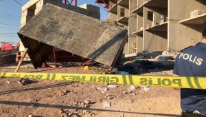 Elazığ'da 5'inci kattan işçiler iskeleyle düştü: 5 yaralı