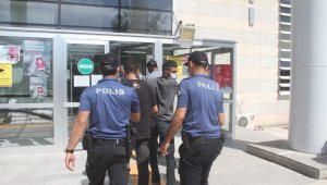 Elazığ'da hırsızlık şüphelisi 3 şahıs yakalandı