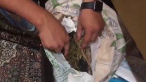 Elazığ'da uyuşturucu taciri suç üstü yakalandı