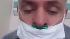 Ciddiye almıyordu, Kovid-19 olunca herkesi yattığı hastaneden uyardı