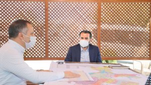 Covid-19 tedavisi tamamlanan Başkan Şerifoğulları, görevine başladı