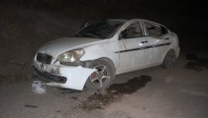 Elazığ'da otomobil takla attı: 4 yaralı