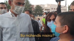 Bakan Kurum ile Emre'nin gülümseten diyaloğu: