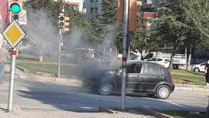 Elazığ'da araç yangını
