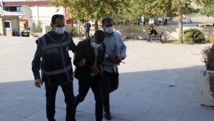 Elazığ'da yaşından fazla suç kaydı bulunan hırsız yakalandı