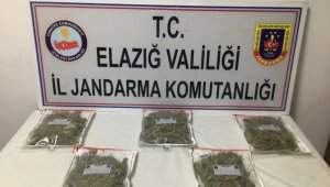 Kamyonetin zulasındaki uyuşturucu ele geçirildi
