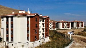 Elazığ'da 111 konut daha sahibini buldu