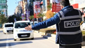 Elazığ'da kısıtlama kapsamında denetimler gün boyu sürdü
