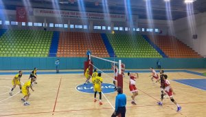 Voleybol 2. Lig: Elazığ Aksaray Gençlik: 0 - Gaziantep Gençlik: 3