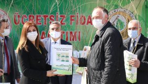 Elazığ'da İpekböceği yetiştiricilerine 26 bin fidan desteği