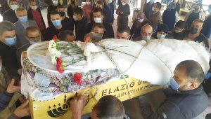 Cinayete kurban giden, Emine gelinlikli tabutu ile son yolculuğuna uğurlandı