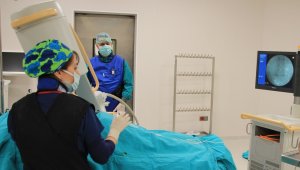 Kronik ağrısı olan bu kliniğe geliyor