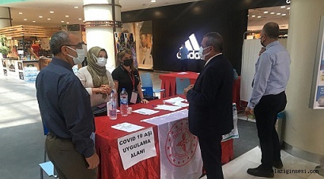 Randevusuz Covid-19 Aşı stantları kuruldu