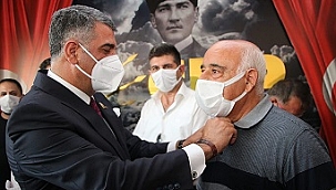 CHP'de katılım töreni