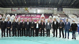 Gençler Ferdi Boks Türkiye Şampiyonası sona erdi