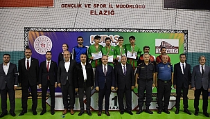 Kuraş Türkiye Şampiyonası başladı