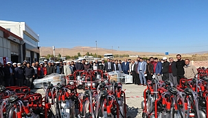 Kovancılar İlçesinde alet, makine, ekipman dağıtımı gerçekleşti