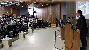 TÜBİTAK Başkanı, Akademisyen ve öğrencileri ile bir araya geldi