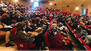 Aşı farkındalığı eğitimi bu kez Halk eğitim merkezindeki usta öğreticileri oldu