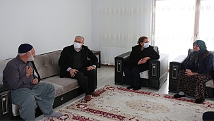 Depremzede ailelere ziyaret