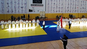Judo grup müsabakaları Elazığ'da yapılıyor
