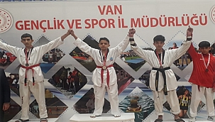 Mezre Ortaokulu sporcusu Mert Gözütok 49 Kg da Üçüncü oldu